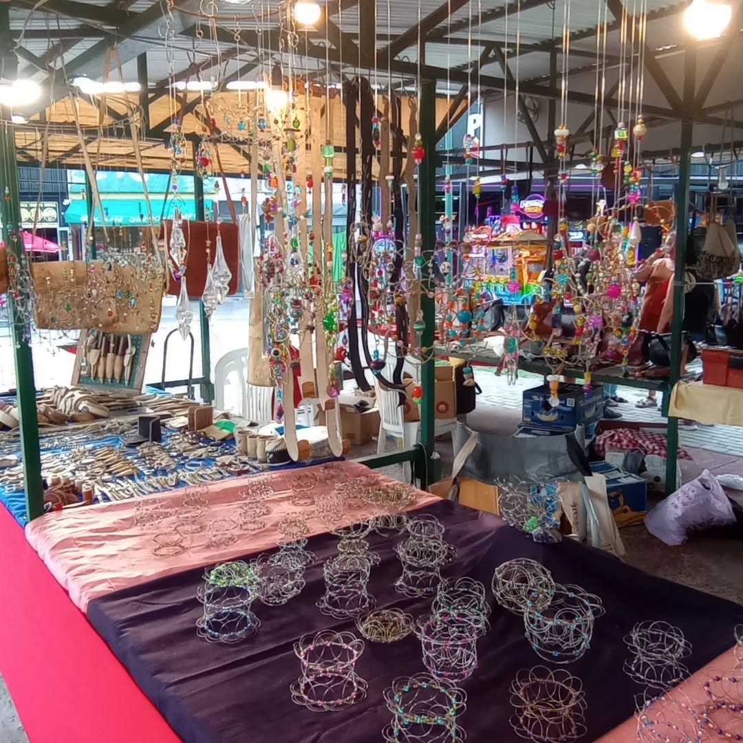 Claudina Mandalas y Tarot